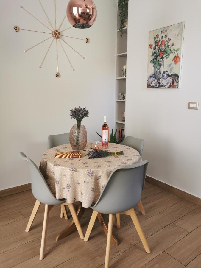 Apartament Izzy *