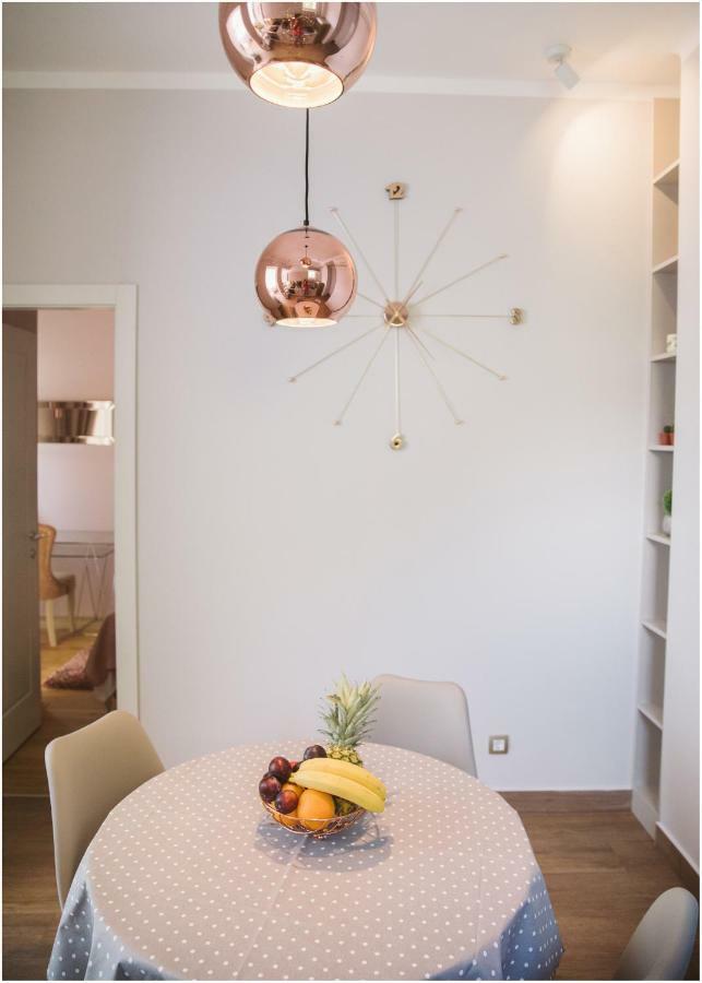 Apartament Izzy *